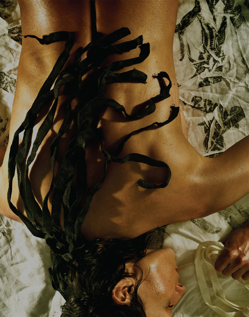 Vogue Portugal - Photographer Emmanuel Giraud - Stylist Larissa Marinho - Make Up Hugo Villard