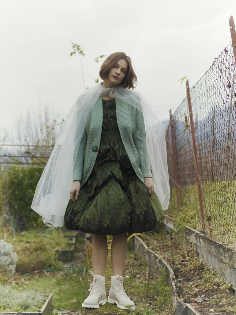Io Donna - Photographer Peter Gehrke - Stylist Ulrike Lang - Make Up Roman Gasser - Hair stylist Liv Holst
