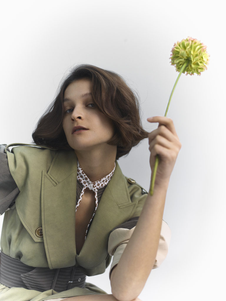 Io Donna - Photographer Peter Gehrke - Stylist Ulrike Lang - Make Up Roman Gasser - Hair stylist Liv Holst