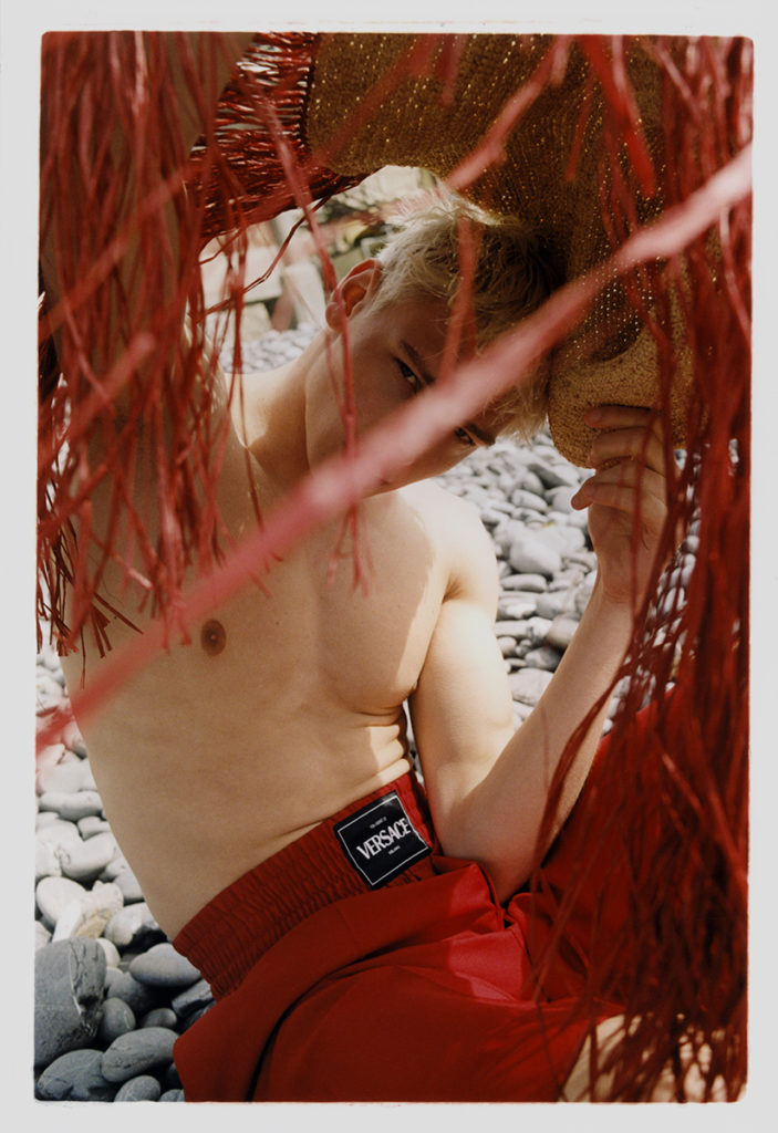 Man about town magazine - photographer Federico Sorrentino - make-up Riccardo Morandin - WM-Artist Management - W-MManagement