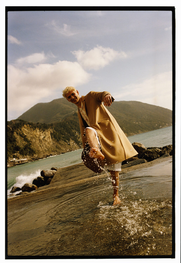 Man about town magazine - photographer Federico Sorrentino - make-up Riccardo Morandin - WM-Artist Management - W-MManagement