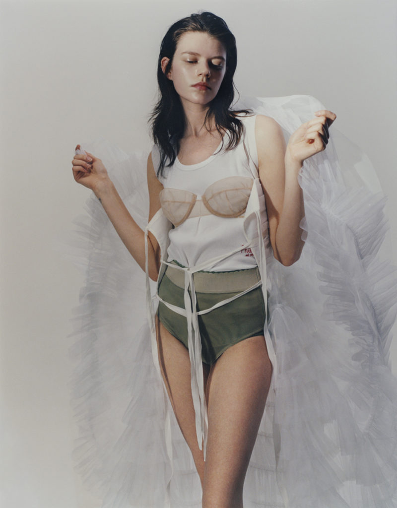 Vogue Italia - photographer Mattia Pasin - stylist Giulia Malnati - WM-Artist Management - W-MManagement - Milano - Agency