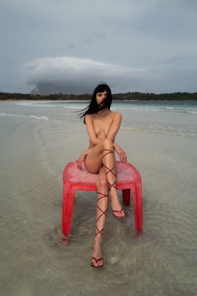 Sicky magazine - photographer Raffaele Marone - styling Camilla Rizzolo - WM-Artist Management - W-MManagement
