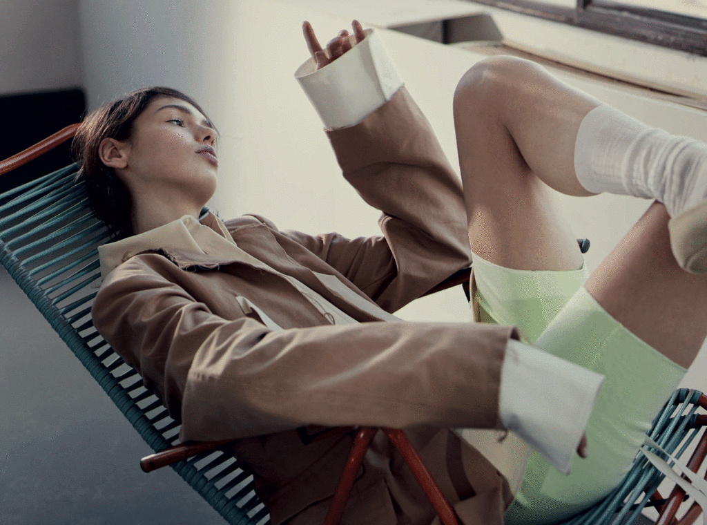 io donna - photographer jork weismann - styling ulrike lang - makeup roman gasser - hair Liv holst - wm-artist management -w-mmanagement