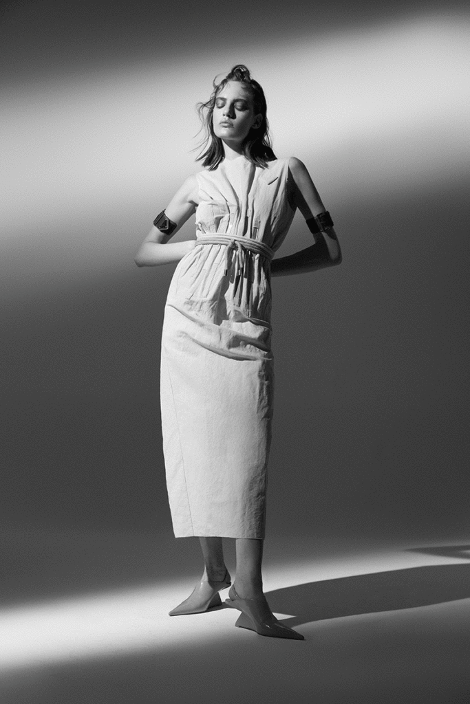 posh magazine - photographer Domenico petralia - styling Emily Lee - makeup karin borromeo - WM-Artist Management - agency - milano