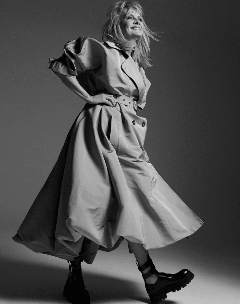 Twiggy - photographer alan gelati - styling Chloe Beeney - makeup nicky tavilla - wm-artist management -w-mmanagement - milano - agency