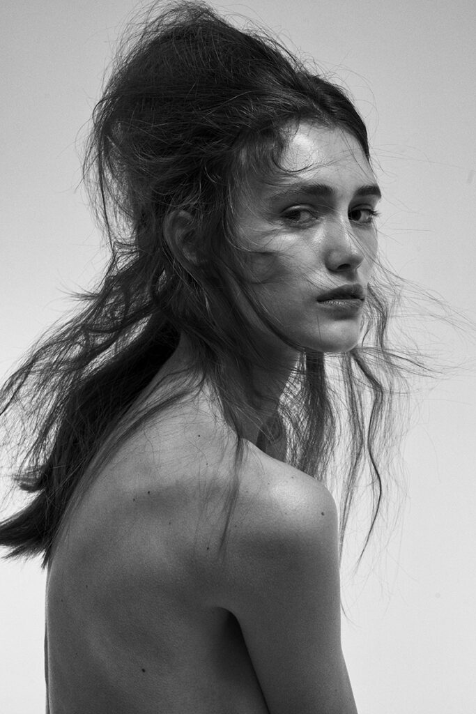 beauty portrait - photographer Nicola Pagano - model Yershova Asya - wm artist management - agency - milan - wm management