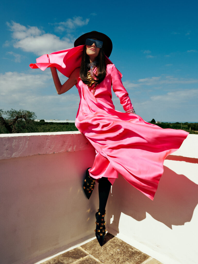 vogue cs - anna dello russo - photographer Giovanni Mocchetti - makeup kassandra frua - wm-artist management - milano - agency