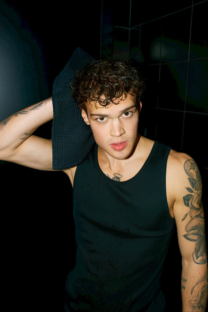 d lui - photographer jonas unger - styling nik piras - grooming roman gasser - w-mmanagement - wm-artist management - milano - agency