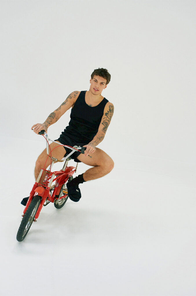 d lui - photographer jonas unger - styling nik piras - grooming roman gasser - w-mmanagement - wm-artist management - milano - agency
