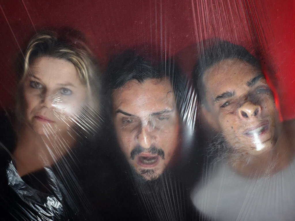 rolling stone italia - verdena - photographer marco valli - makeup amy kouroma - w-mmanagement - wm-artist management - milano - agency