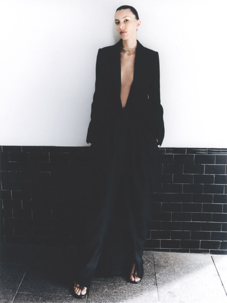 harper's bazaar australia - photographer blake azar - hair ory rice - w-mmanagement - wm-artist management