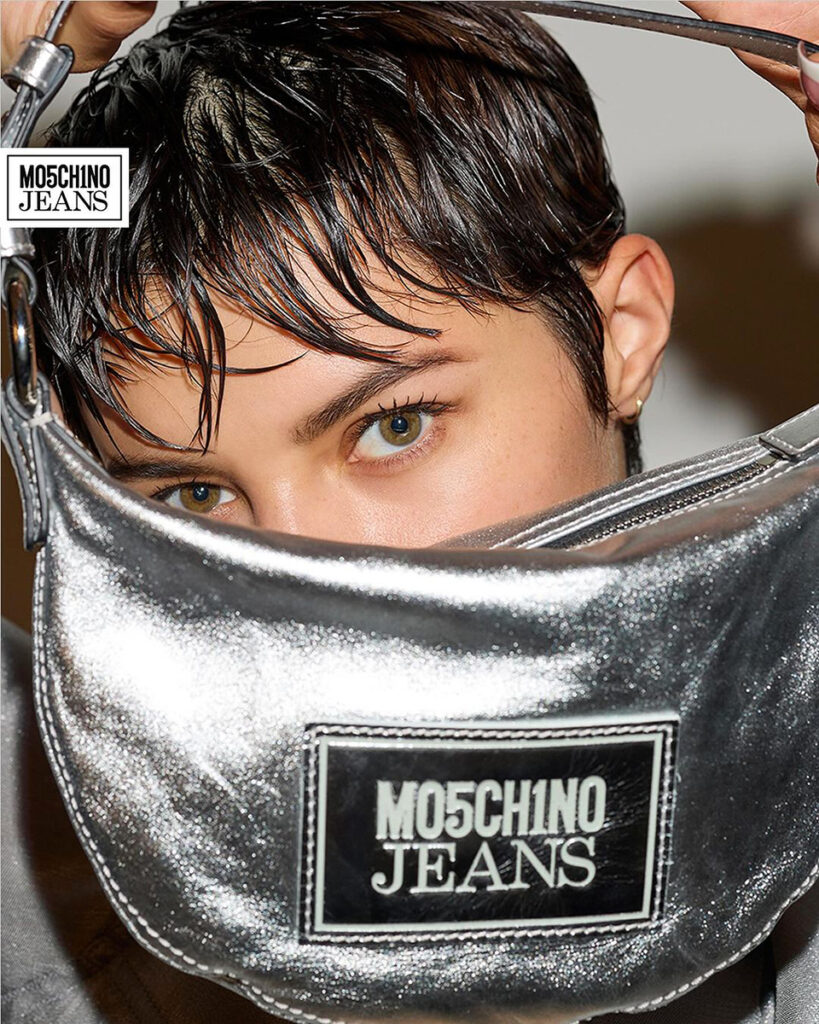 Moschino jeans - photographer daniele rossi - styling lorenzo posocco - makeup sissy belloglio - w-mmanagement - wm-artist management - milano