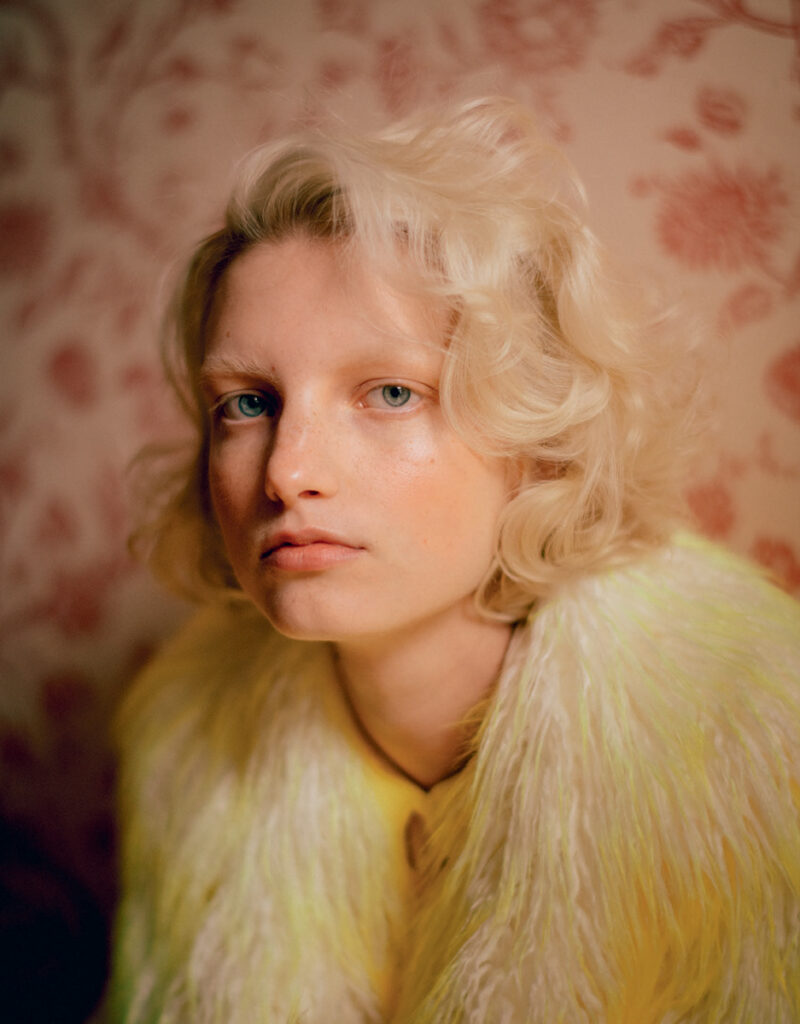 silhouette magazine - photographer Noémi Ottilia Szabo - styling gaelle bon - hair liv holst - makeup ricky morandin - w-mmanagement - wm-artist management