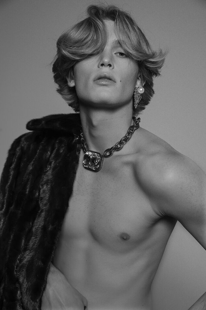 aeffe plus - photographer angelo lanza - styling luca termine - hair francesco avolio - w-mmanagement - milano - agency