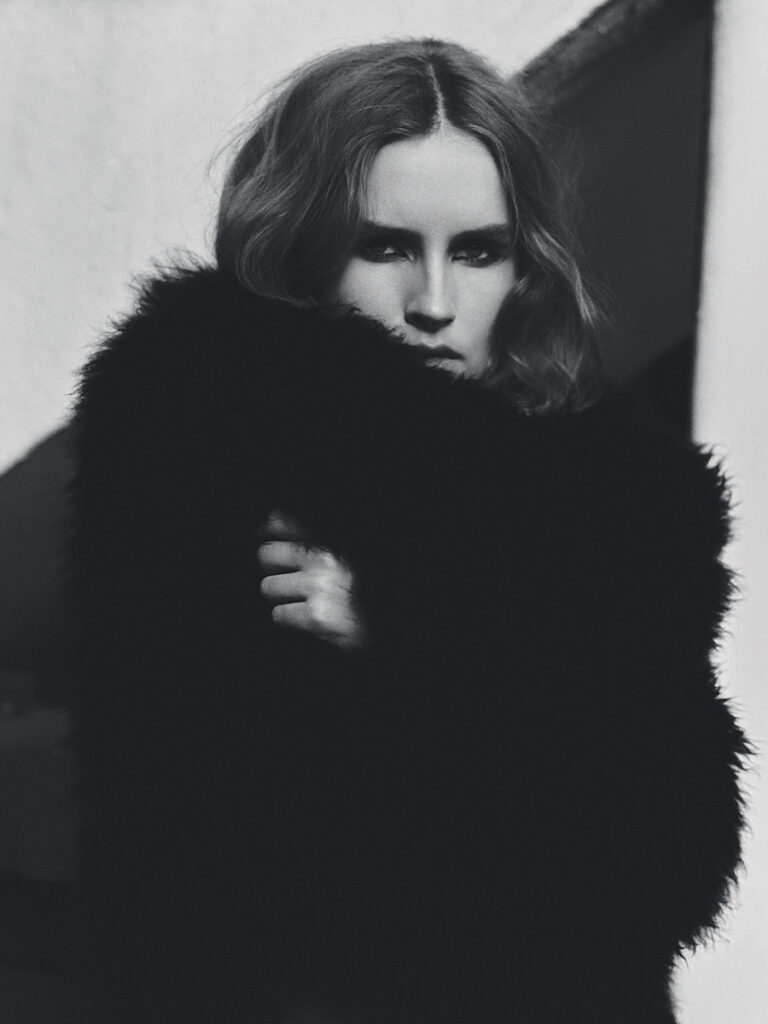 harper's bazaar australia - photographer jess ruby jsmes - hair rory rice - w-mmanagement - wm-artist management - milano - agency