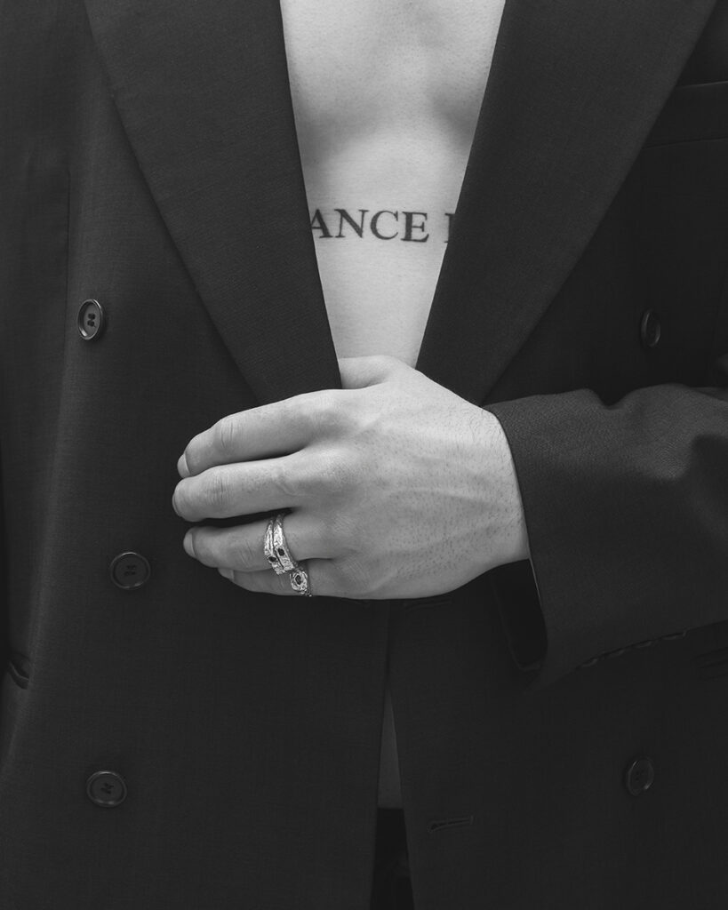 perez de vecchi - jewellery - photographer paolo musa - manicure alessia cannarozzo - w-mmanagement - wm-artist management - milano
