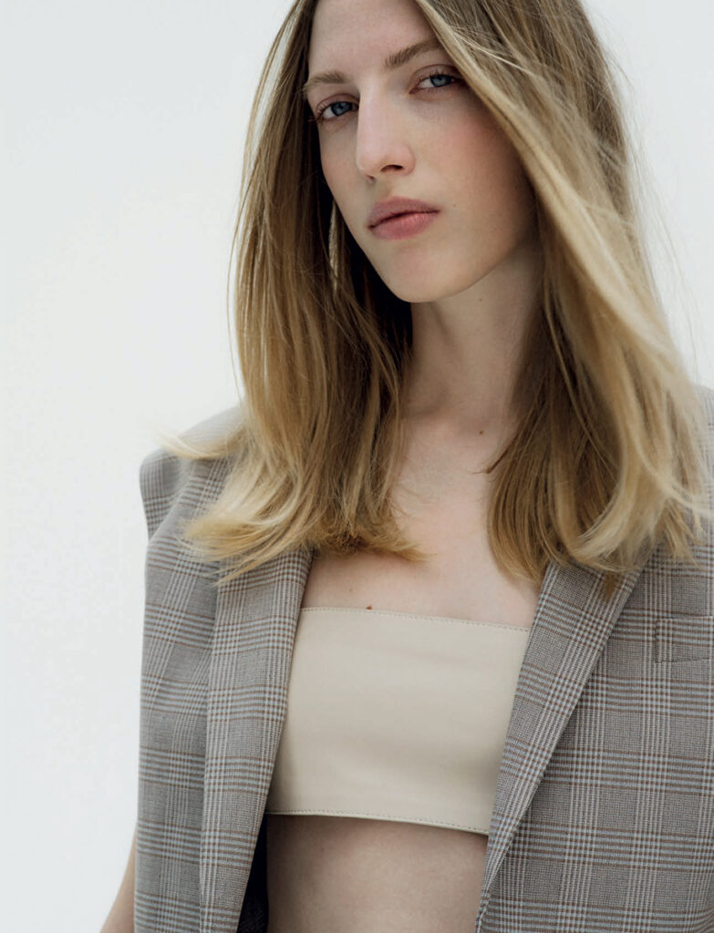 io donna - photographer magnus reed - styling silvia meneguzzo - makeup anna pellegrini - w-mmanagement - milano - agency