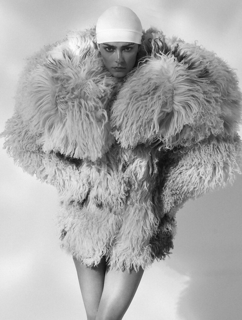 l'officiel italia - style travels in time - photographer manuele geromini - makeup anna pellegrini - hair danilo ferrigno - w-mmanagement - wm-artist management - milano