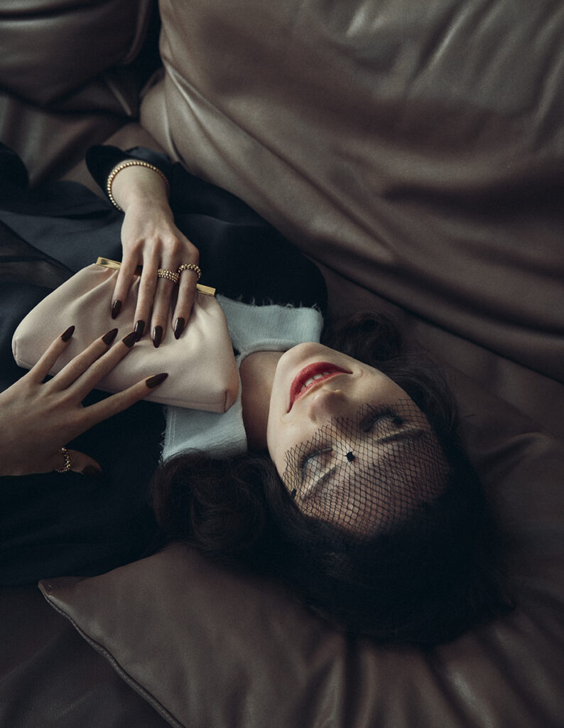 the collector magazine - It wasn’t me - photographer adriano russo - makeup anna maria negri - w-mmanagement - wm- artist management - milano