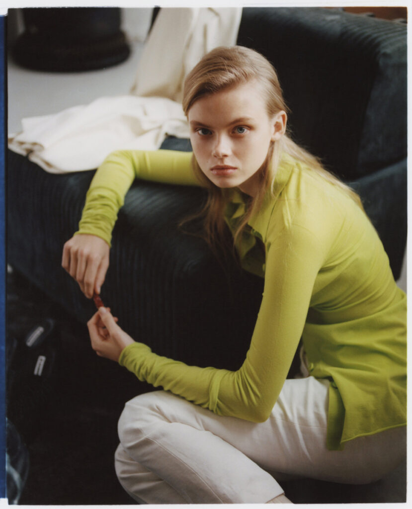 vogue ukraine - photographer valentin hennequin - makeup anna maria negri - hair leon gorman - w-mmanagement - wm-artist management - milano
