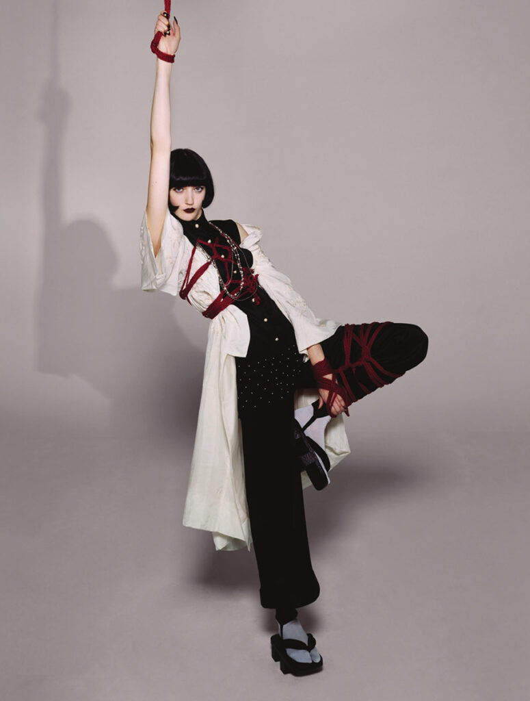 cr fashion book - photographer Brigitte Niedermair - makeup thomas lorenz - w-mmanagement - wm-artist management - milano - agency
