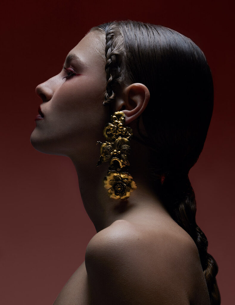 Numéro Russia - photographer Vanessa Martini - stylist maddalena vigorelli - makeup amy kourouma - w-mmanagement - milano - agency