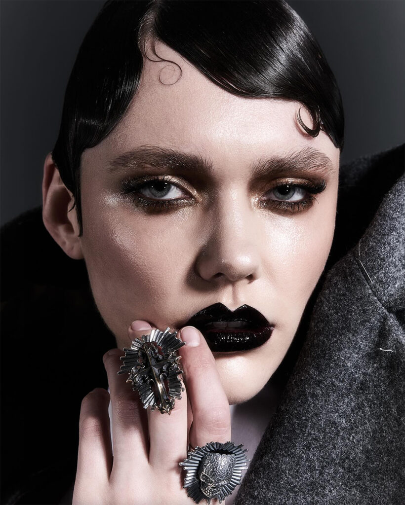 roll up magazine - sopravvivere - photographer ricardo ramirez - makeup amy kourouma - w-mmanagement - milano - agency
