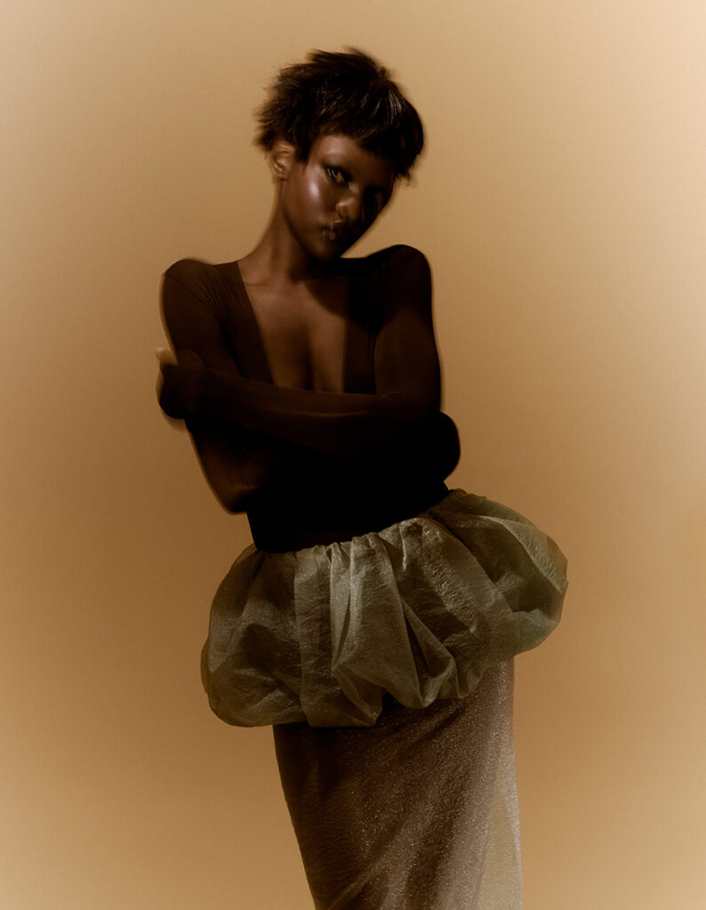 the collector -cake - photographer gautier pellegrin - makeup amy kourouma - w-mmanagement - wm-artist management - milano