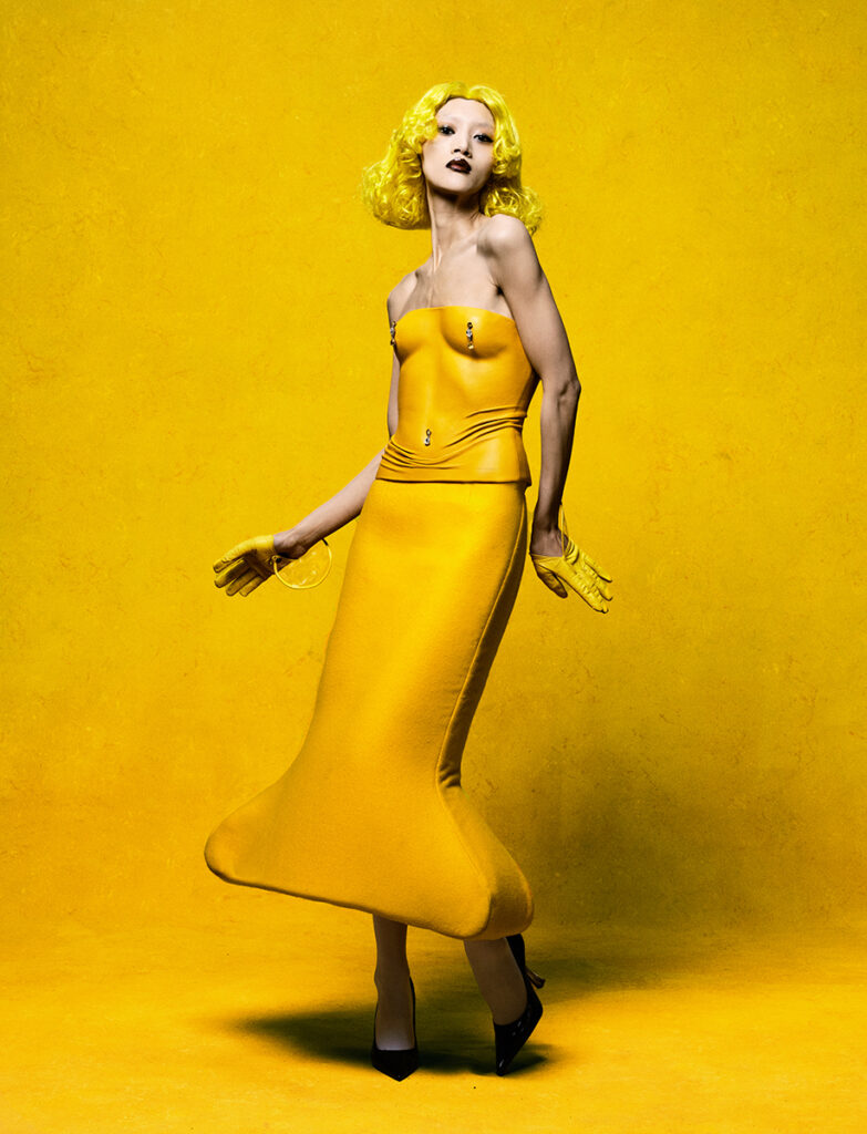 Numéro France - photographer Kenny Germé - styling anna castan - make-up Hugo Villard - WM-Artist management - W-MManagement - Milano