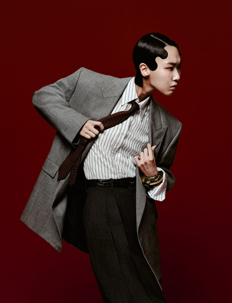 Numéro France - photographer Kenny Germé - styling anna castan - make-up Hugo Villard - WM-Artist management - W-MManagement - Milano