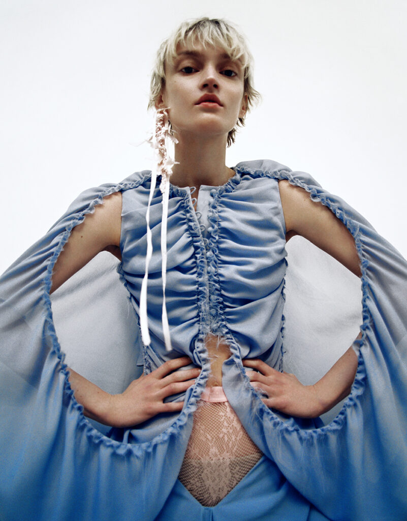 silhouette magazine - Une miss s’immisce - photographer Anya Holdstock - styling gaelle bon - w-mmanagement - wm-artist management - milano