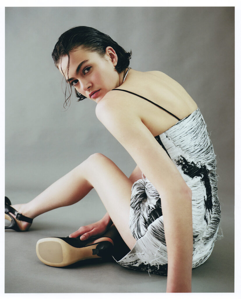 À part magazine - photographer Alessandro D'Amico - hair francesco avolio - makeup Augusto Picerni - w-mmanagement - milano - agency