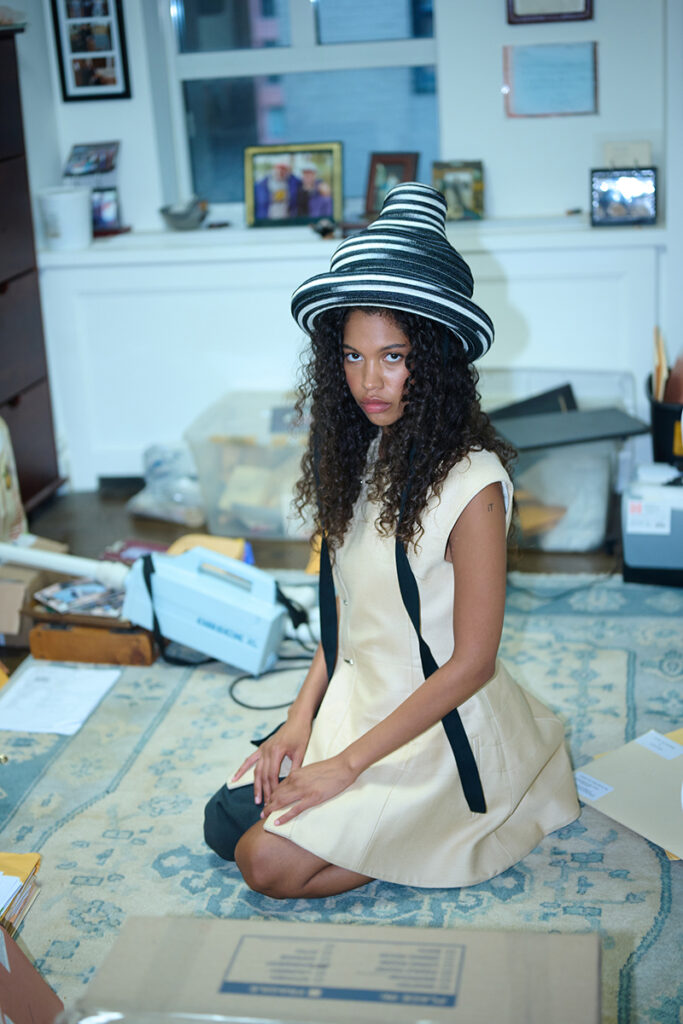 shadowplay magazine - Lonely Girl Paradise - photographer sloan laurits - styling Britt Mccamey - w-mmanagement - milano - agency