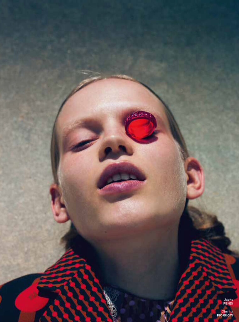 flair magazin - photographer jork weismann - styling ulrike lang - makeup Roman gasser - w-mmanagement - milano