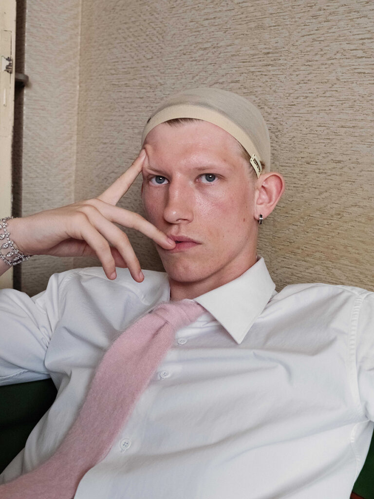 lampoon magazine - photographer Alexandra Alvarez Garcia - styling andrea colace - makeup hugo villard - w-mmanagement - milano - agency