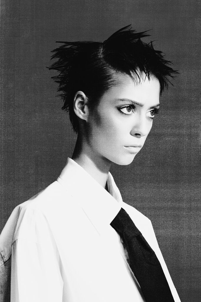 the collector - photographer stefano facca - makeup anna maria negri - manicure alessia cannarozzo - w-mmanagement - milano - agency