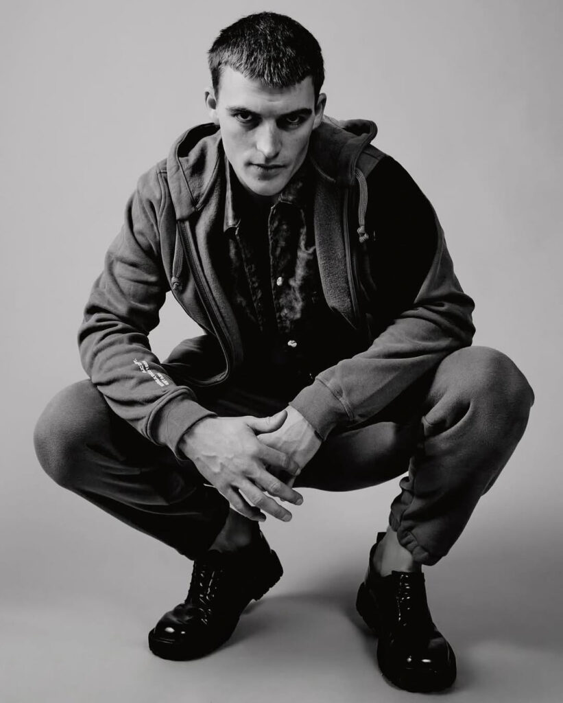 sportweek - photographer federico barbieri - styling paola ventimiglia - hair stefano gatti - w-mmanagement - milano - agency