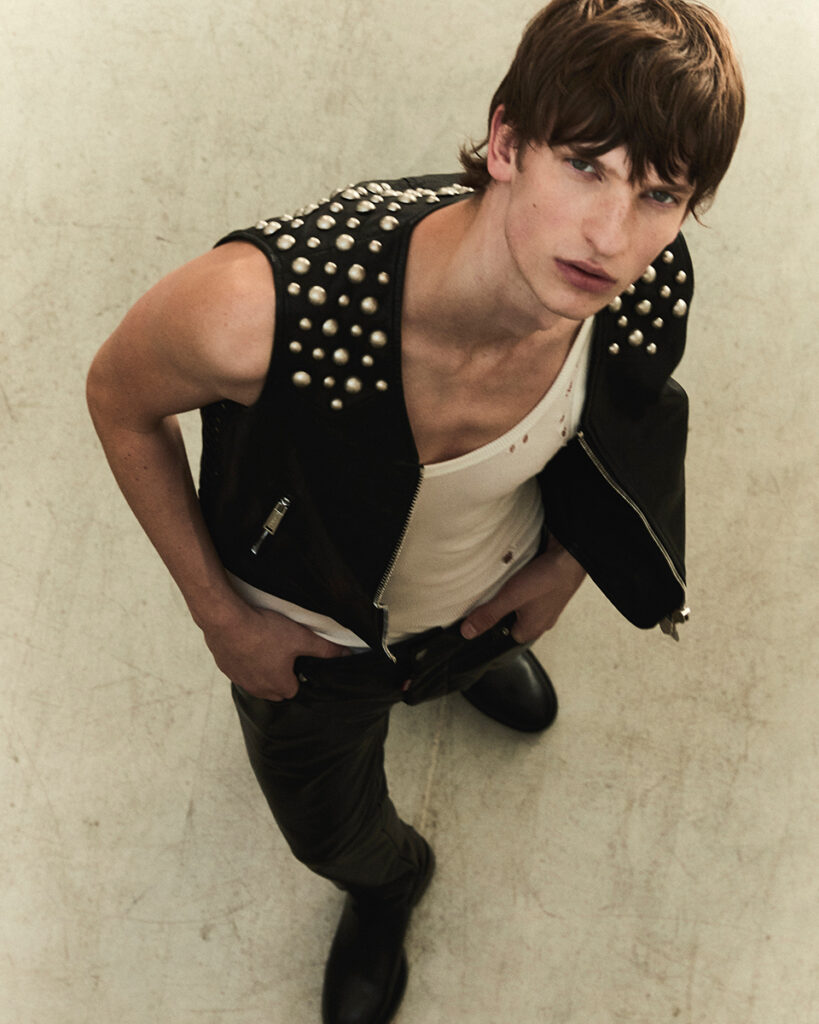 gq portugal - photographer luca srefanon - styling julie vozniak - hair alessandro pompili - w-mmanagement - milano - agency