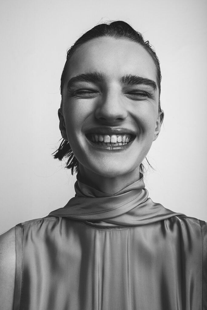 mia le journal - photographer roberta krasnig - styling francesca ottaviani - makeup ricky morandin - w-mmanagement - milano - agency