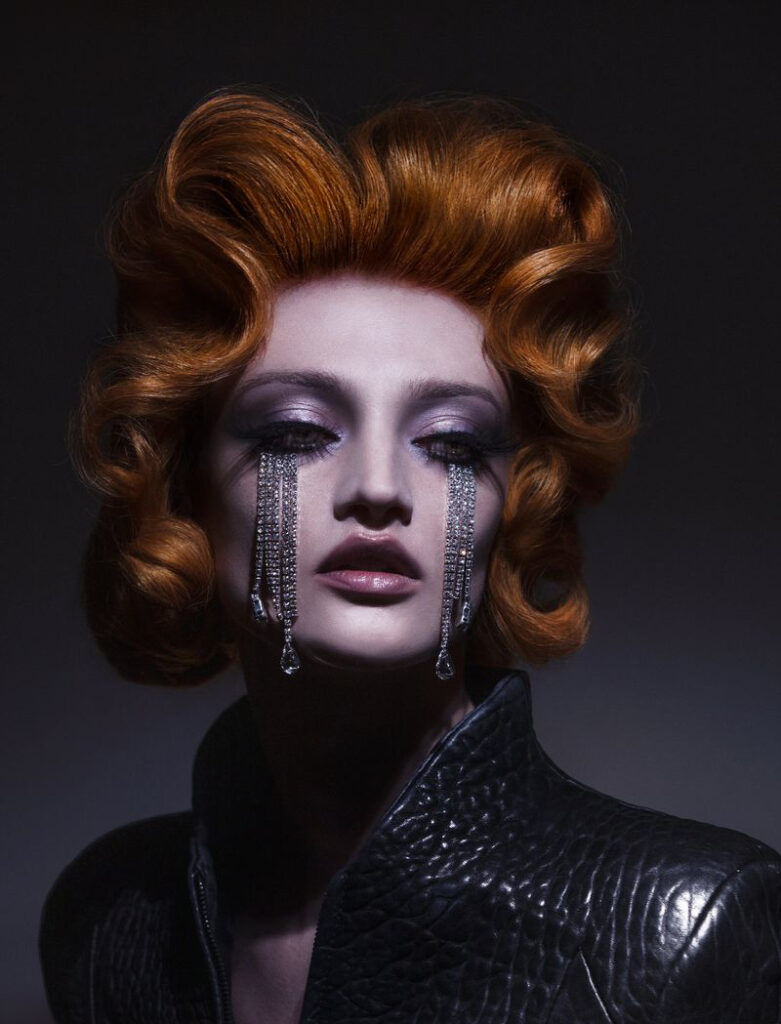 Vogue greece - photographer Aytekin Yalçın - styling serena pompei - makeup hugo villard - w-mmanagement - milano - agency