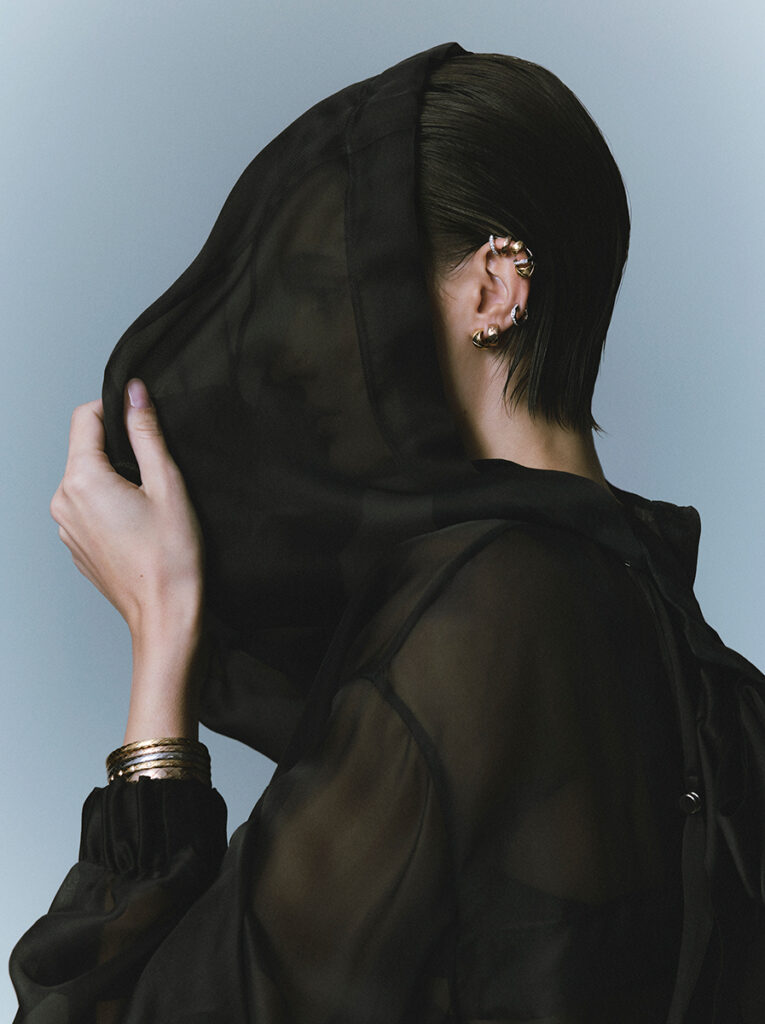 Io donna - photographer marco cella - hair francesco avolio - hair stylist - hair - w-mmanagement - milano - agency - wm-artist management