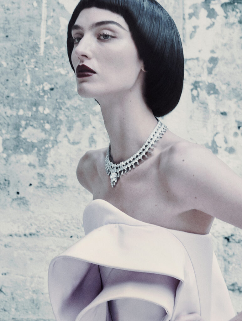 L'officiel Italia - couture - photographer vincenzo valente - styling Giulia Martinelli - WM-Artist Management - w-mmanagement - milano - agency