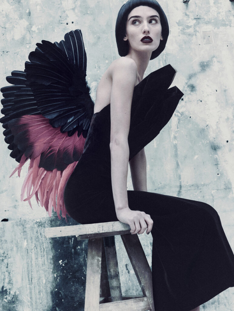 L'officiel Italia - couture - photographer vincenzo valente - styling Giulia Martinelli - WM-Artist Management - w-mmanagement - milano - agency