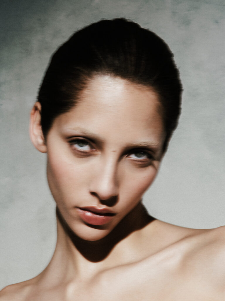 t magazine me - photographer tarek mawad - model Yasmin Wijnaldum - makeup ricky morandin - w-mmanagement - wm-artist management - milano