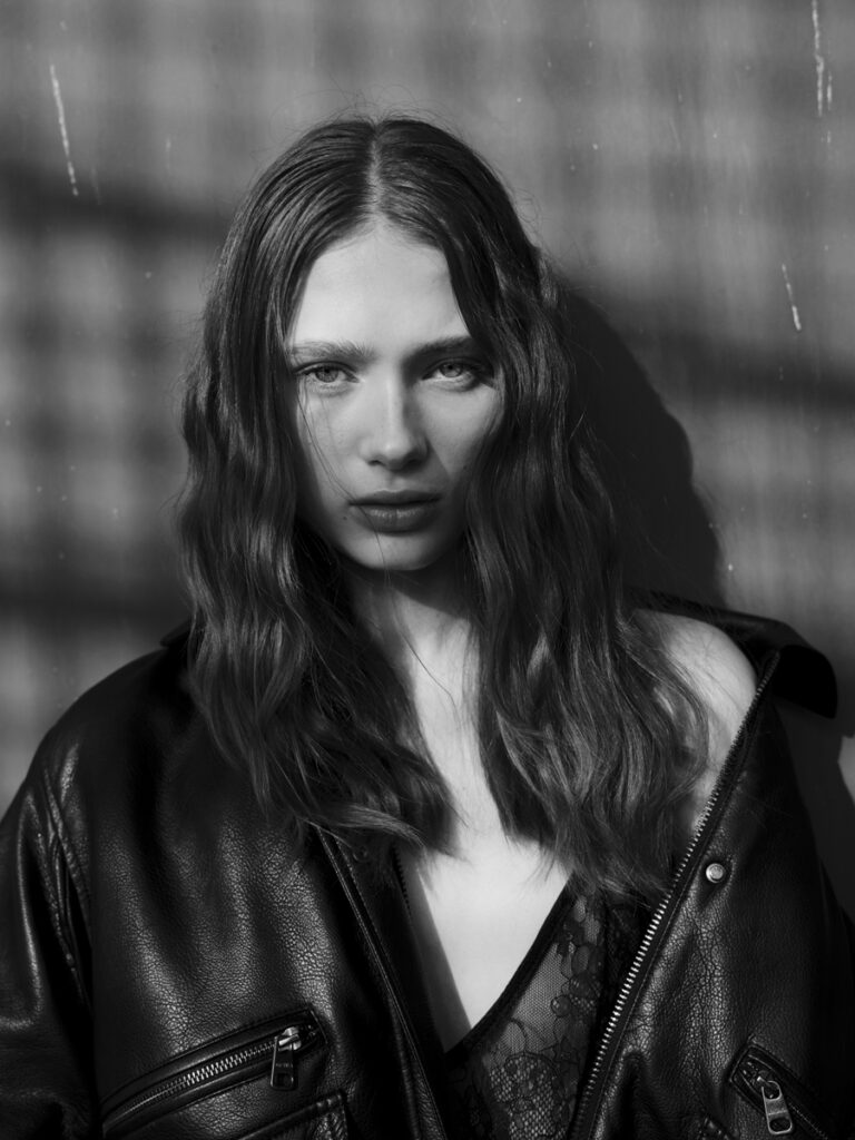 beauty project - model Yeliza - photographer Virginia Di Mauro - makeup edoardo de falco - w-mmanagement - wm-artist management - milano - agency