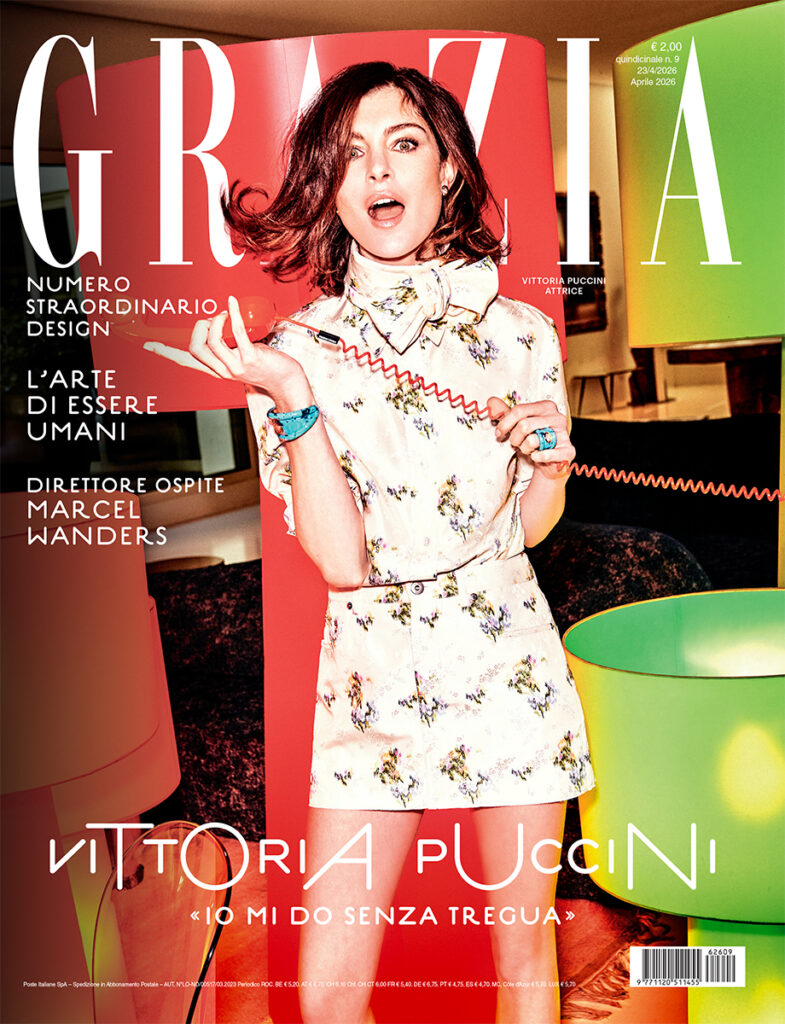 grazia italia - vittoria puccini - photographer Ellen von Unwerth - makeup roman gasser - w-mmanagement - wm-artist management - milano