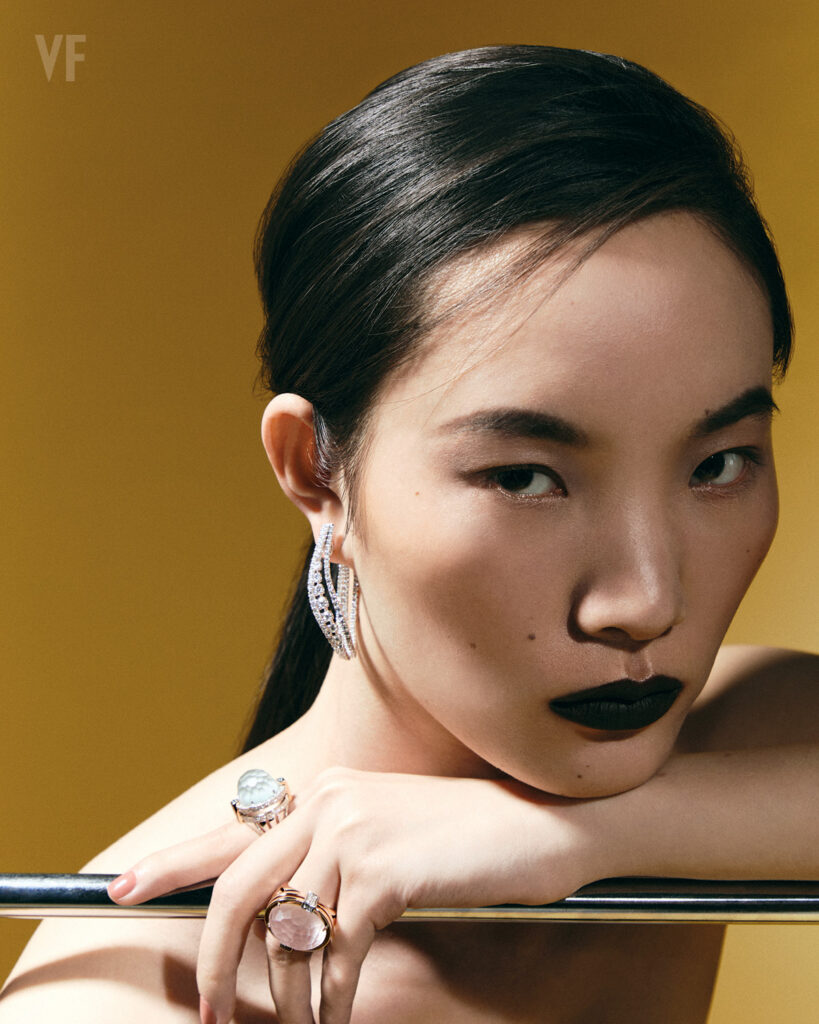 vanity fair - photographer marcello junior dino - makeup claudia malavasi - manicure carlotta saettone - w-mmanagement - milano - agency