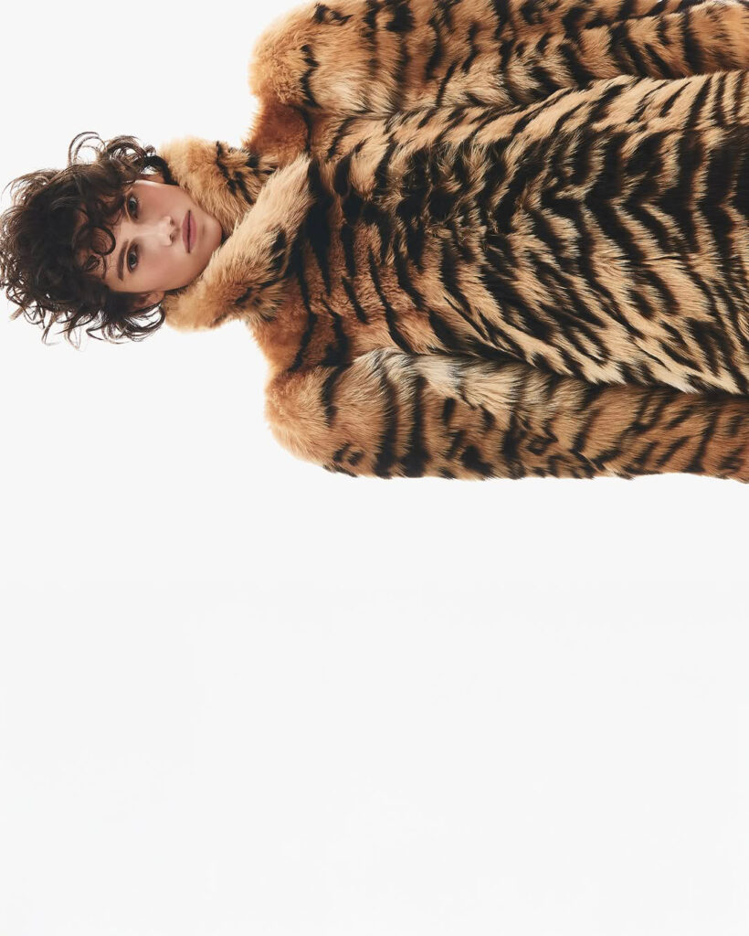Numéro Netherlands - photographer Mauricio Sanchez - styling julie wozniak - hair olivier lebrun - w-mmanagement - milano - agency