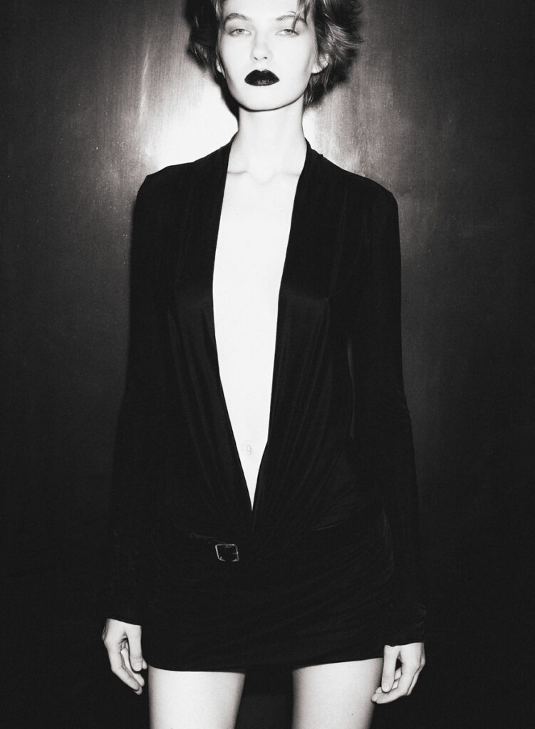 l'officiel italia - photographer nicola pagano - makeup anna maria negri - w-mmanagement - wm-artist management - milano - agency
